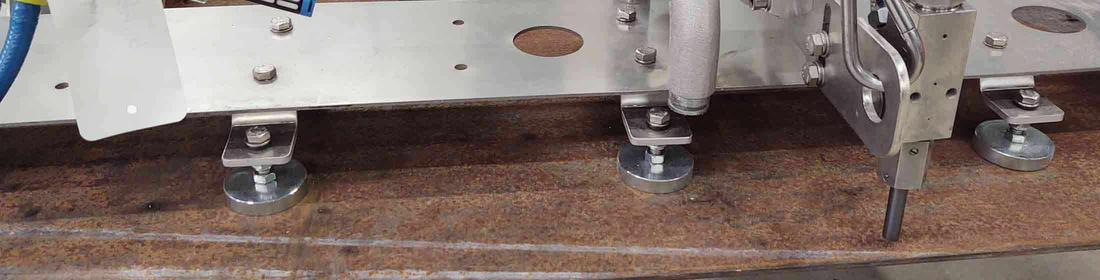 Abrasive and cold cutting.